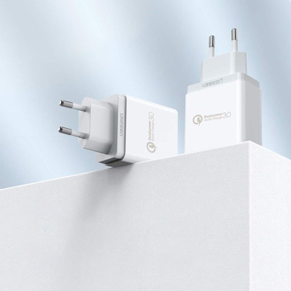 1019329-4-szybka-ladowarka-sieciowa-quick-charge-3-ugreen-hurtownia-sklep.jpg