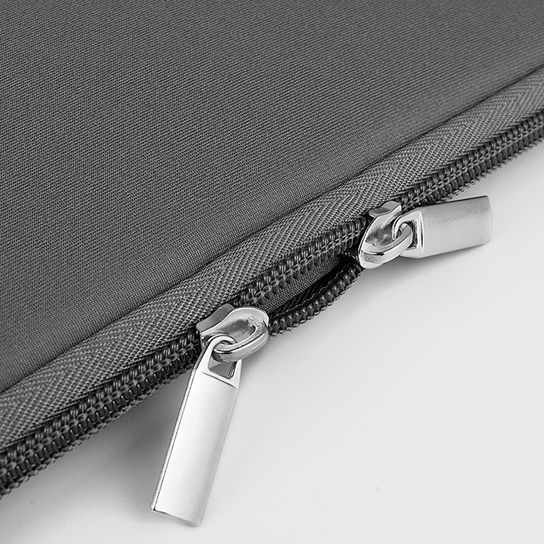 1020577-3-uniwersalne-etui-torba-wsuwka-na-laptopa-hurtel-hurtownia-sklep.jpg