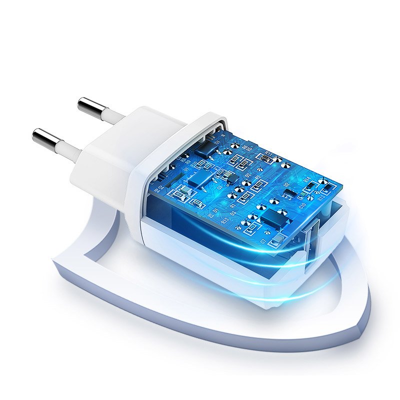 1021675-6-mala-ladowarka-sieciowa-do-telefonu-usb-ugreen-hurtownia-sklep.jpg